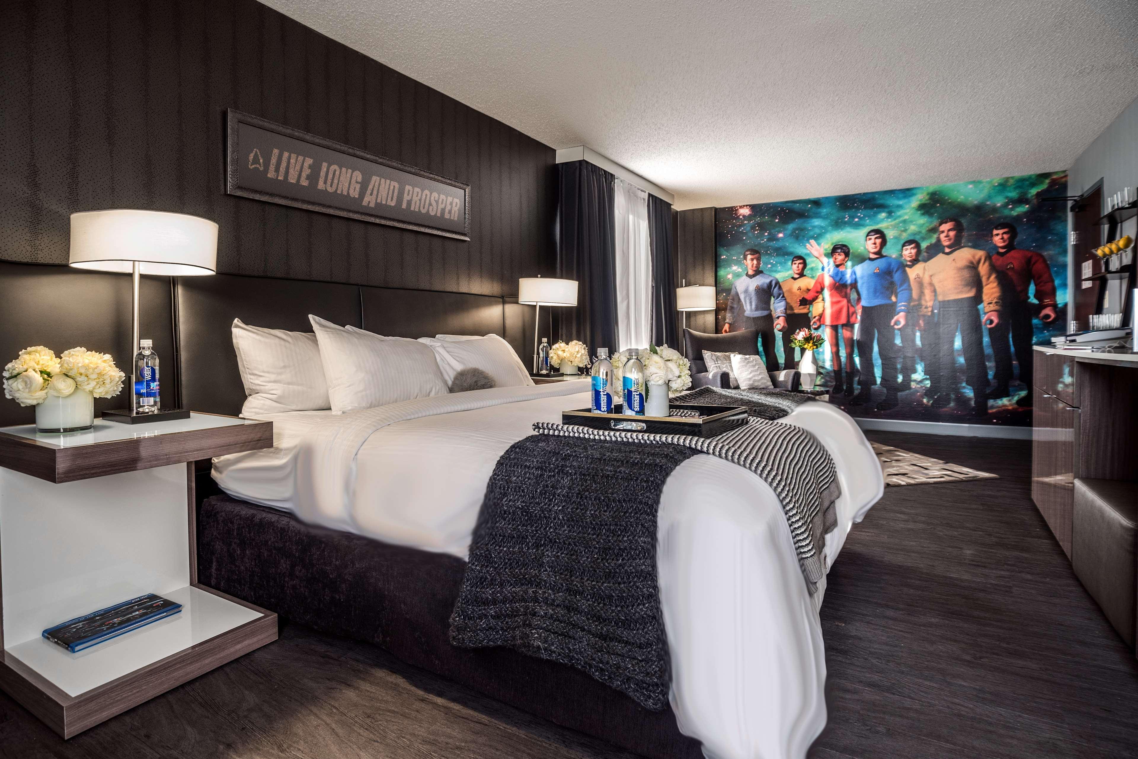 Hotel The Curtis - A Doubletree By Hilton