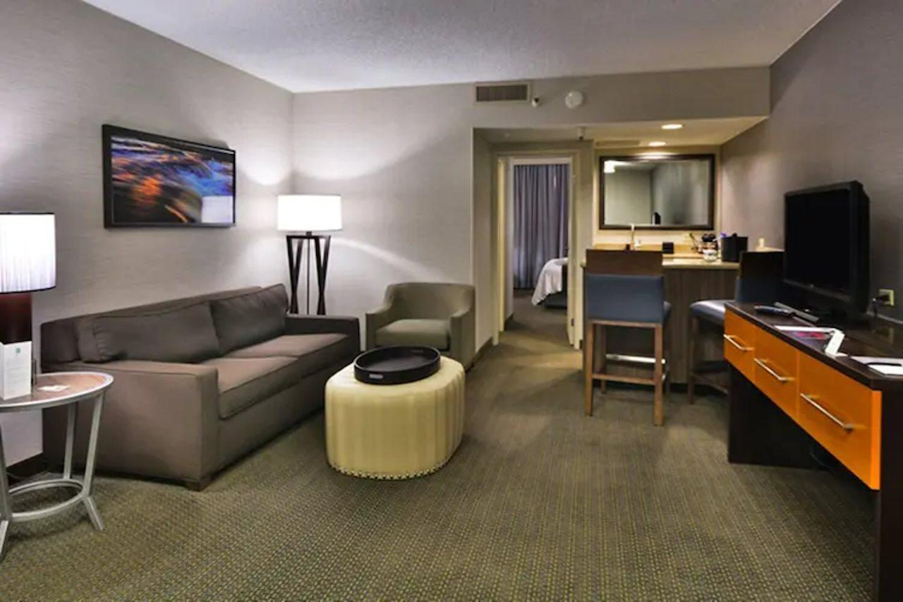 Embassy By Hilton Central Park 4*