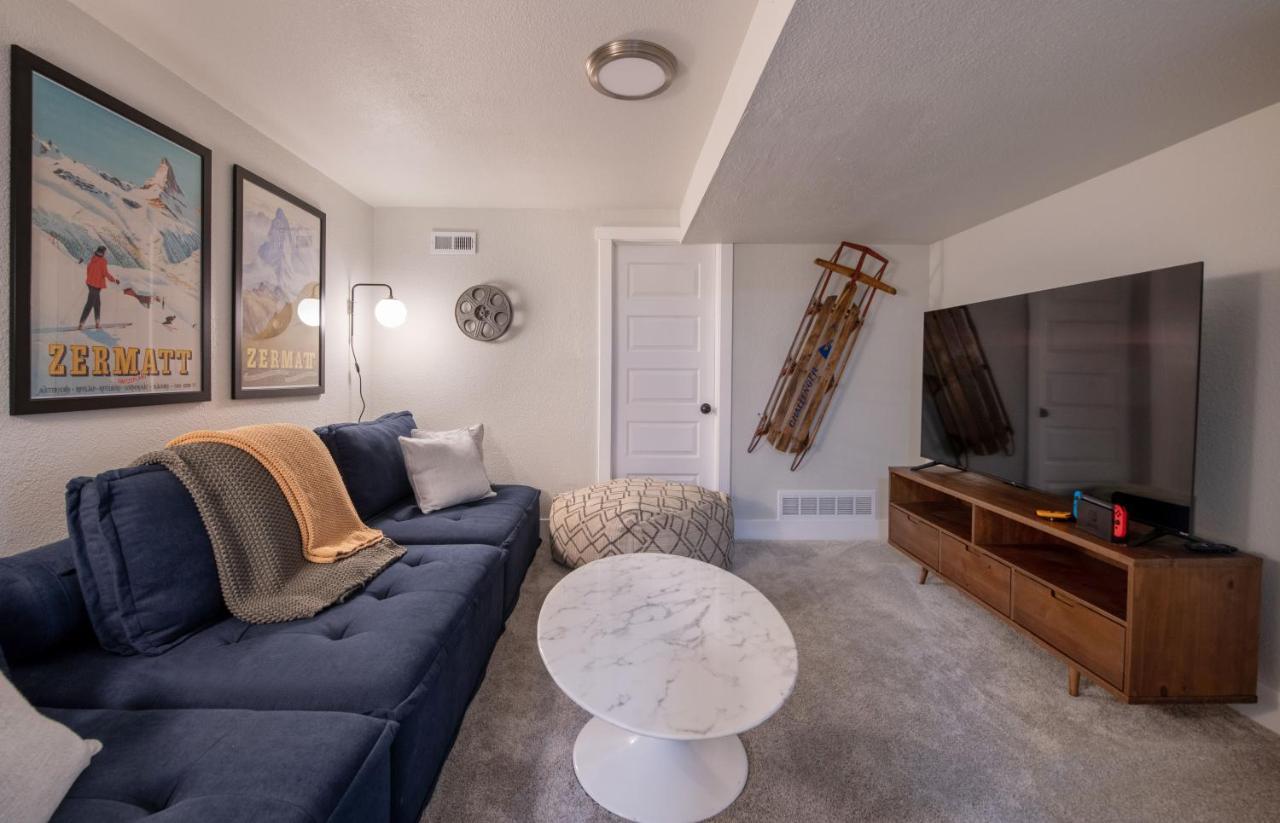 Holiday home The Yellow Door - Mid Century Design & Comfort