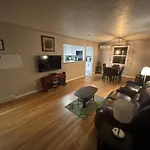 2Br 1 Bath Upstairs Ac Wd Barnum West Near Belmar