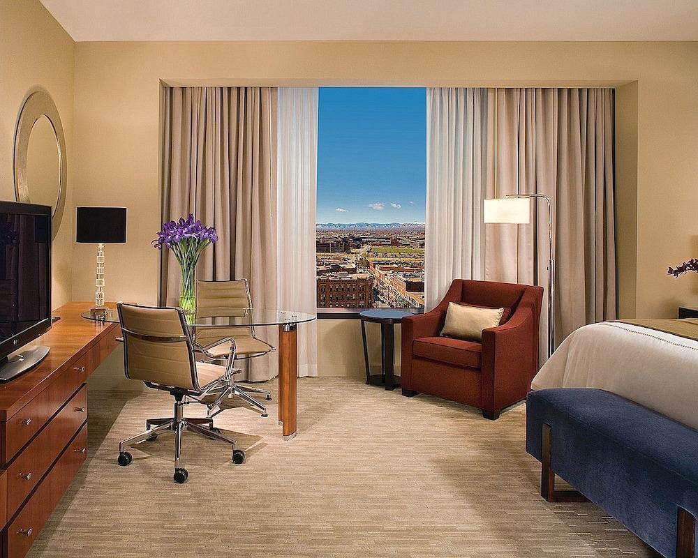 Four Seasons 5*