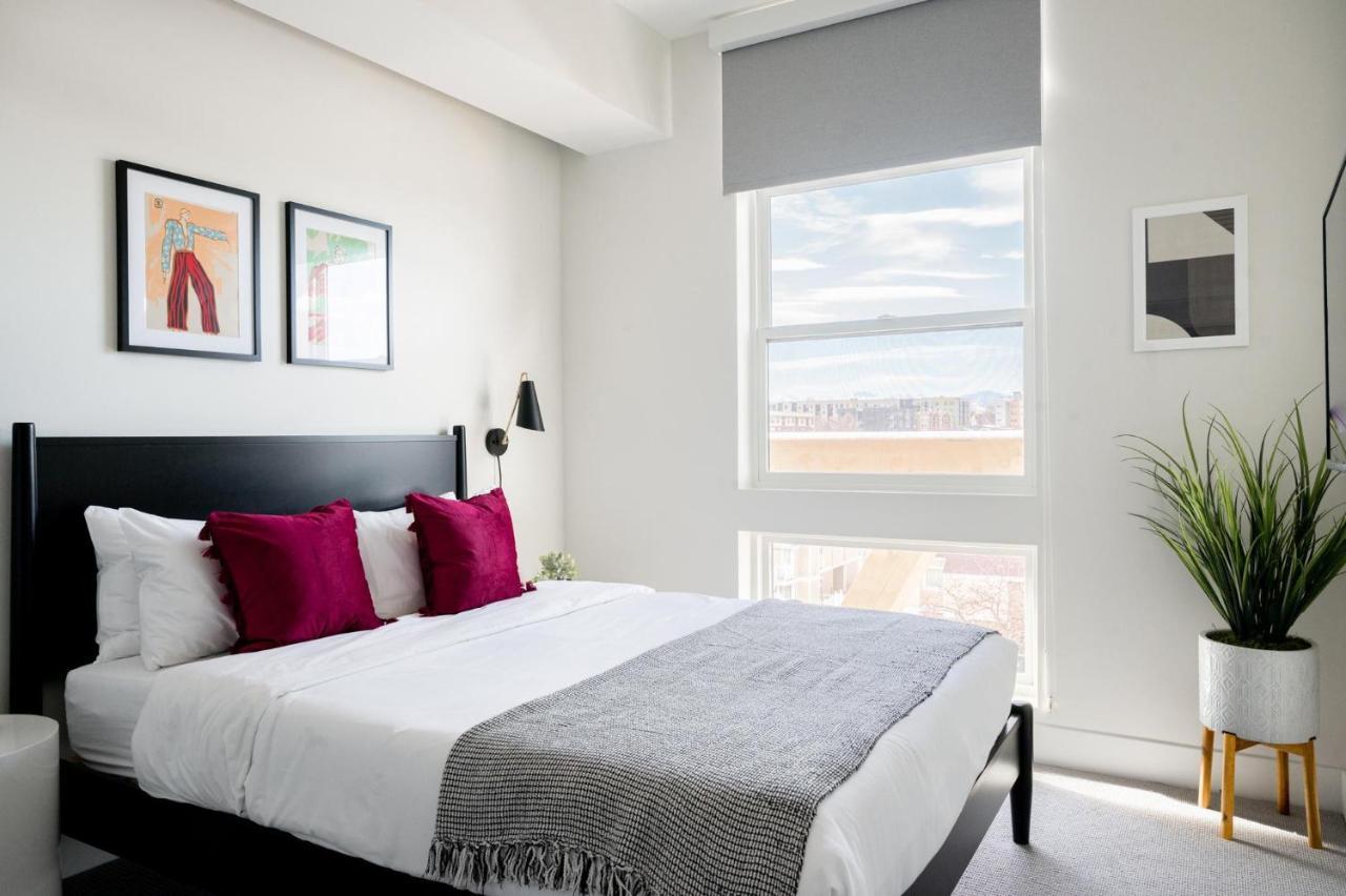 Chic Gallery Loft - Amazing Deck - Central Lohi Holiday home Denver