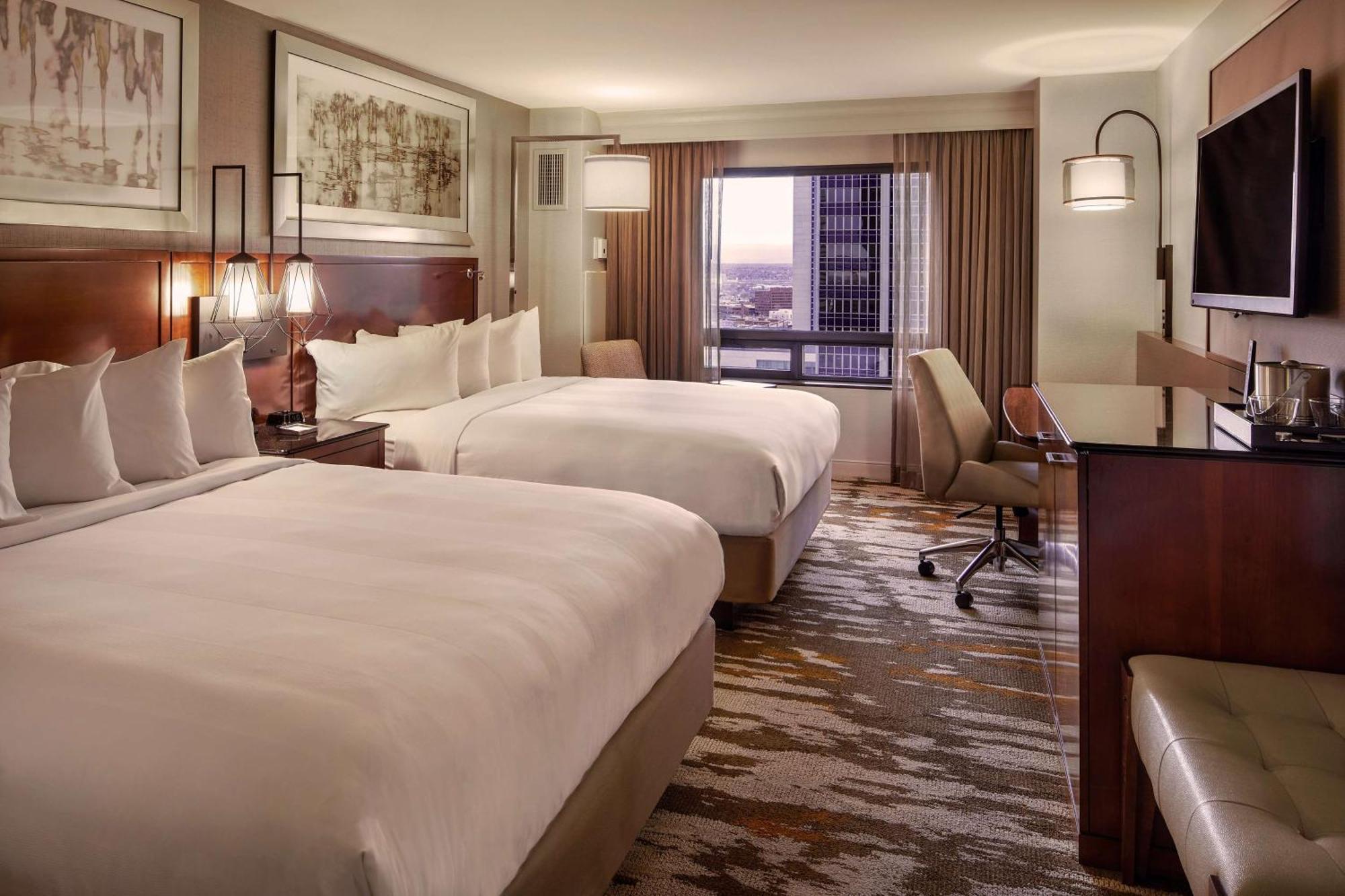 Hotel Hilton Center 4*