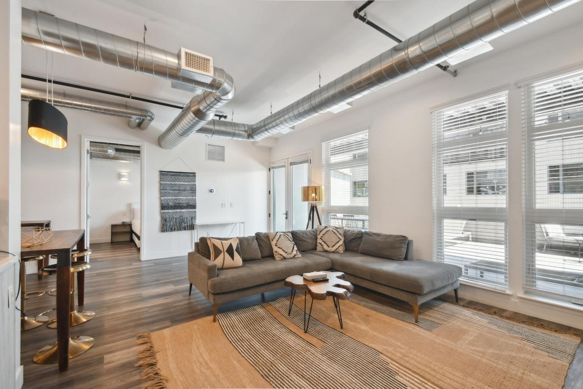 3198 Urban Cowboy Escape At Rino Art Lofts Holiday home