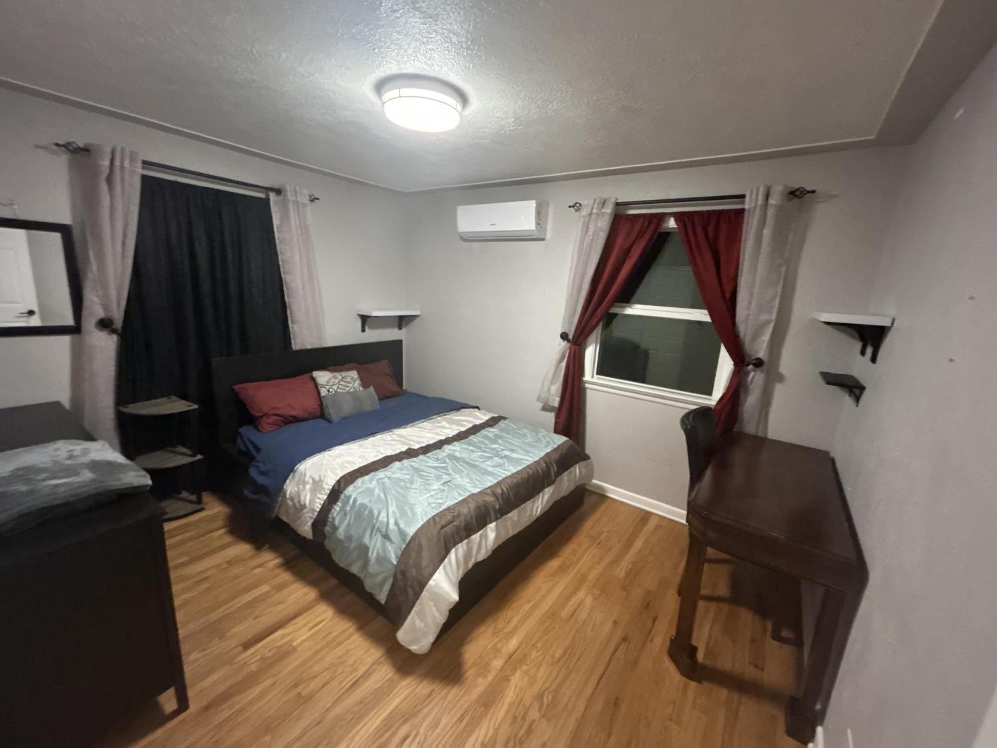 2br 1 Bath Upstairs Ac Wd Barnum West Near Belmar * Denver
