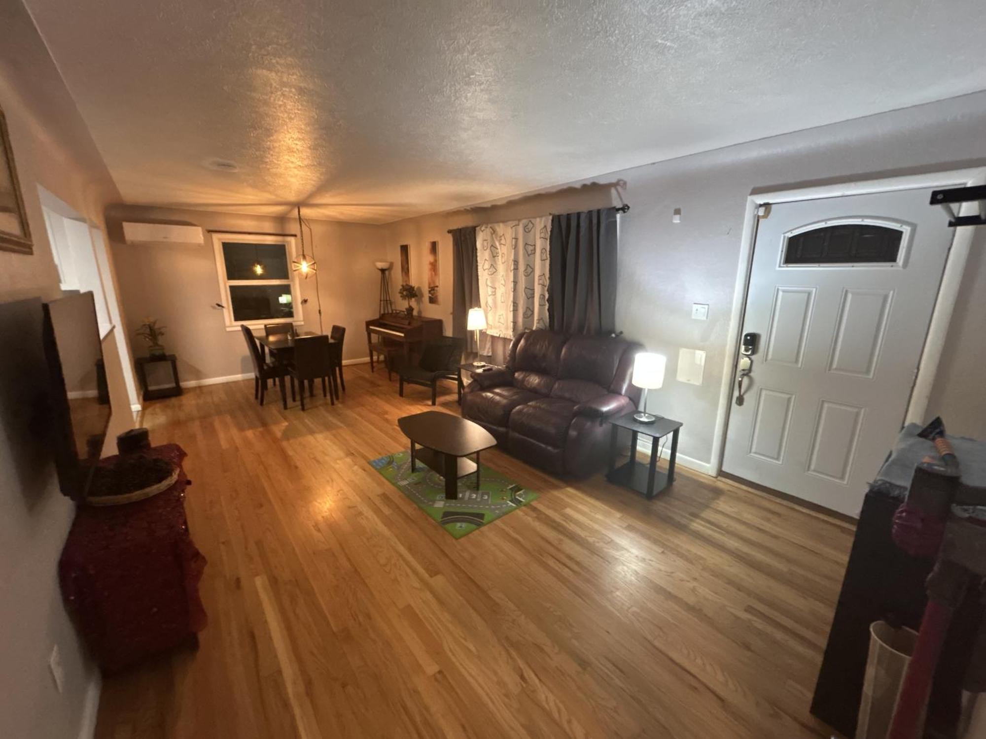 Holiday home 2br 1 Bath Upstairs Ac Wd Barnum West Near Belmar Denver