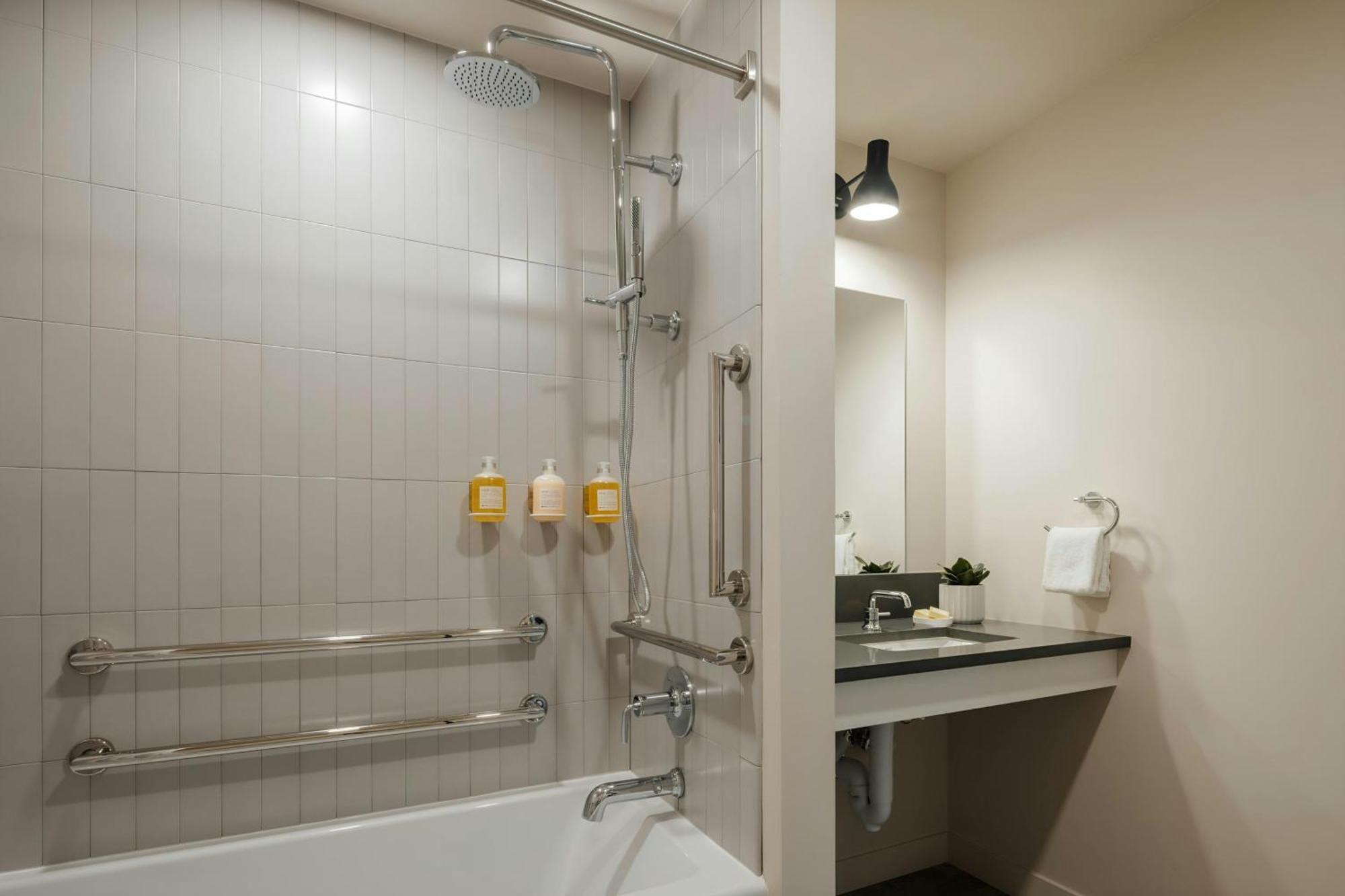 Sonder By Marriott Bonvoy The Artesian Lohi Aparthotel