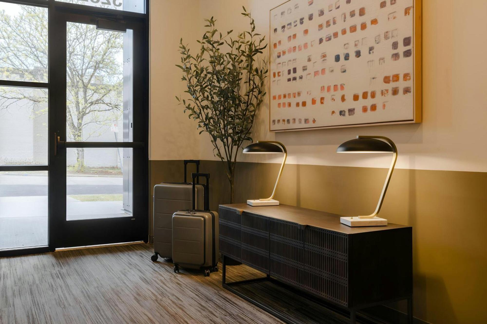 Sonder By Marriott Bonvoy The Artesian Lohi Aparthotel
