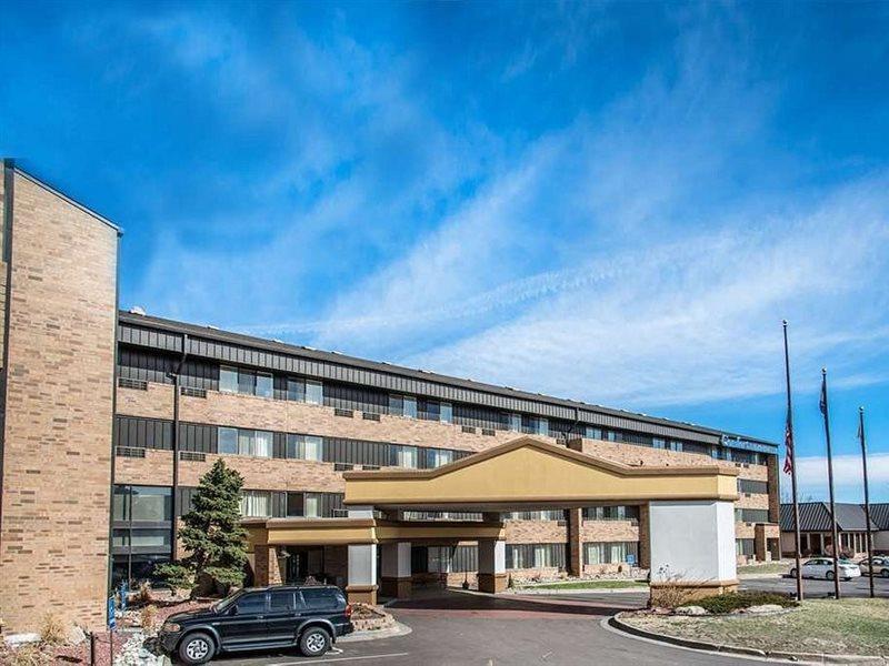 Hotel Comfort & Northfield 2*