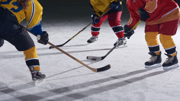 outdoor hockey